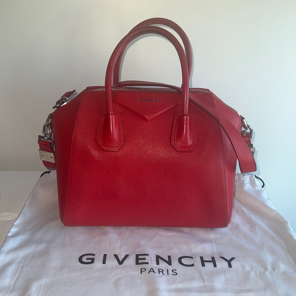 Givenchy Antigona Small Red Leatner